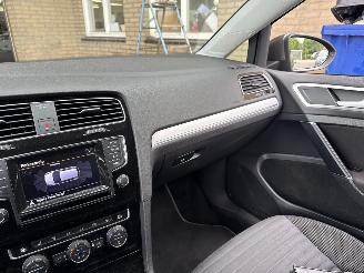Volkswagen Golf 1.2 TSI Highline picture 23