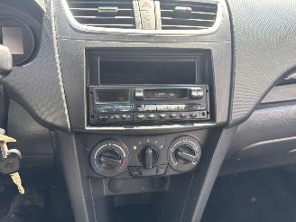 Suzuki Swift 1.2 Base picture 24