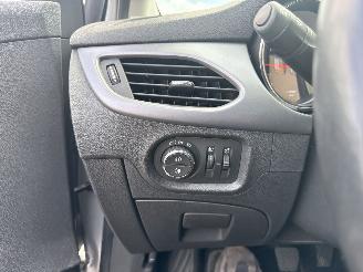 Opel Astra 1.2 Business Edition REST BPM €300,-!!! picture 27