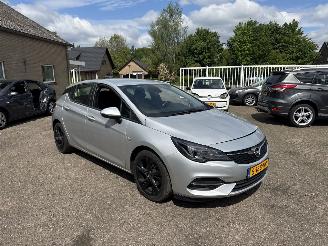 Unfallwagen Opel Astra 1.2 Business Edition REST BPM €300,-!!! 2021/1
