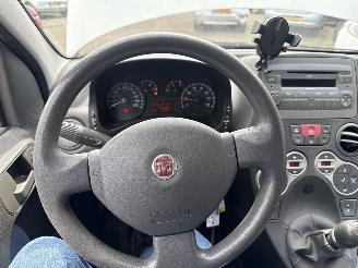 Fiat Panda 1.2 Emotion picture 16