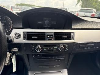 BMW 3-serie 320i Introduction picture 33