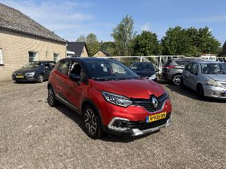 uszkodzony samochody osobowe Renault Captur 1.2 TCe Intens 2017/9