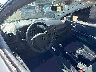 Renault Clio 0.9 TCe Authentique picture 14