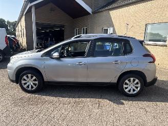 Peugeot 2008 1.2 PureT. Blue Lion REST BPM €600,-!!! picture 5