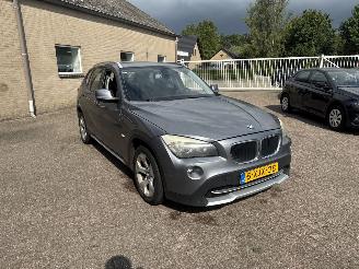 skadebil auto BMW X1 1.8i sDrive Exec. AUT 2011/3