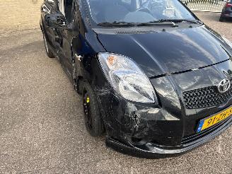Toyota Yaris 1.3 VVTi Sol Sport picture 11