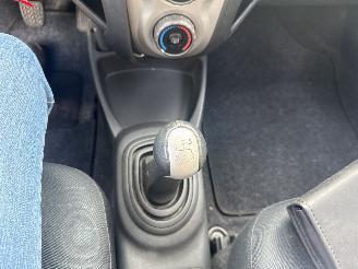 Toyota Yaris 1.3 VVTi Sol Sport picture 21