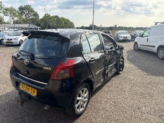 Toyota Yaris 1.3 VVTi Sol Sport picture 7