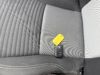 Toyota Yaris 1.5 Hybrid Dynamic AUT picture 29