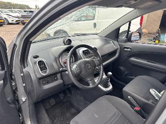 Suzuki Splash 1.0 VVT Exclusive WEINIG KILOMETERS picture 15