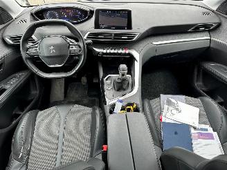 Peugeot 5008 1.2 PureTech Blue Lease Premium picture 18