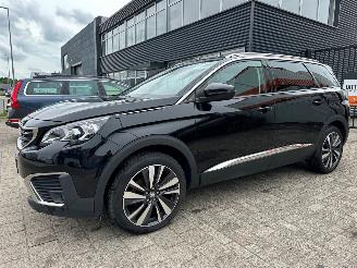 Peugeot 5008 1.2 PureTech Blue Lease Premium picture 3
