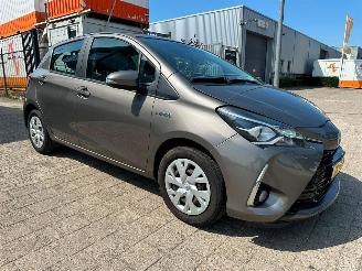 uszkodzony samochody osobowe Toyota Yaris 1.5 Hybrid Design Sport 2018/5