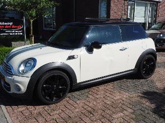 Voiture accidenté Mini Mini 1.6 Cooper 10 Years II 2011/9