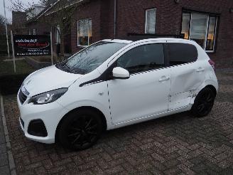 uszkodzony samochody osobowe Peugeot 108 1.0 E-VTi Active Top! 2016/4