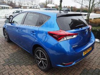 Toyota Auris 1.8 Hybrid dynamic Ultimate picture 6