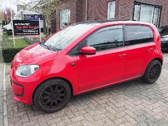 Coche accidentado Volkswagen Up! 1.0 Move Up BlueMotion 2012/7