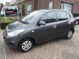 Unfallwagen Hyundai I-10 1.1 I-Drive 2012/1