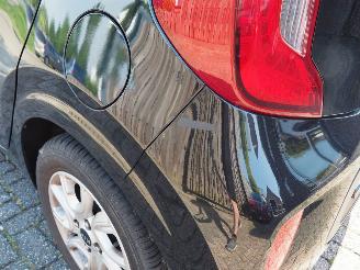 Kia Picanto 1.0 MPi DynamicLine picture 7