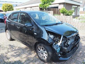 Kia Picanto 1.0 MPi DynamicLine picture 3