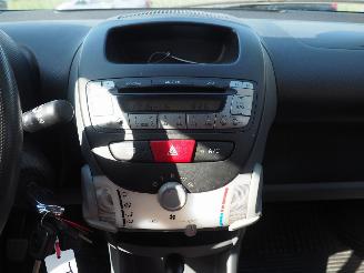 Peugeot 107 1.0-12V XS Urban Move picture 12