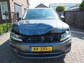 Volkswagen Tiguan 1.4 TSI Act Highline DSG picture 2