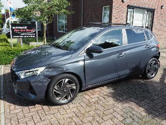 skadebil auto Hyundai I-20 1.0 T-gdi Premium Automaat 2022/10