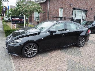 Damaged car Lexus IS 300H F Sport Line 2015/11