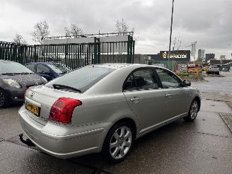 Toyota Avensis 2.0 AIRCO 108KW picture 5