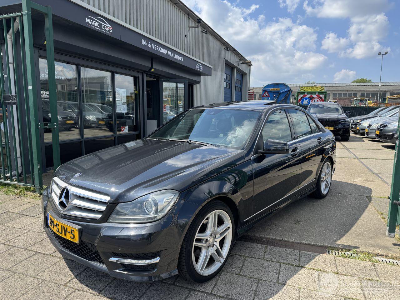 Mercedes C-klasse C180 AUTOMAAT AMG-PAKKET