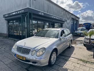 uszkodzony samochody osobowe Mercedes E-klasse E240 130KW AUTOMAAT 2003/10