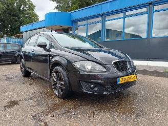 krockskadad bil auto Seat Leon 1.2 TSI Eco. COPA 2011/2