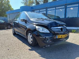 Schadeauto Mercedes B-klasse 170 2005/8