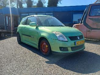 Damaged car Suzuki Swift 1.3 Exclusive 2009/9