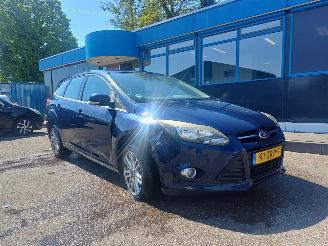 Avarii autoturisme Ford Focus Wagon 1.0 EcoBoost Titanium 2013/1