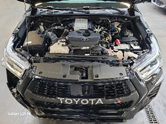 Toyota Hilux 2.8 D-4D 150-KW Automaat 4-WD GR-SPORT 5drs picture 10