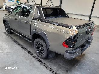 Toyota Hilux 2.8 D-4D 150-KW Automaat 4-WD Invincible picture 2
