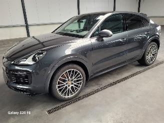 krockskadad bil auto Porsche Cayenne Coupe 3.0 e-Hybrid 340-KW Automaat 4-WD Platinum-Edition 2023/1