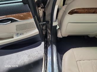 BMW 7-serie 730d 195-KW Automaat High-Executive picture 10