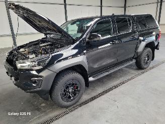skadebil bedrijf Toyota Hilux 2.8 D-4D 150-KW Automaat 4-WD GR-Sport D.C. 2025/12
