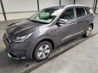 Auto incidentate Kia Niro Plug-In-Hybrid 1.6 GDi 77-KW Automaat 2019/2