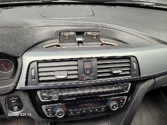 BMW 3-serie 318i Touring 100-KW Automaat M-Sport Panoramadak picture 17