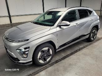 Vaurioauto  passenger cars Hyundai Kona EV 160-KW 65.4kwh Automaat Elektrisch 2024/10