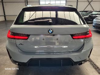 BMW 3-serie 318i Touring 115-KW Automaat M-Sport Panoramdak picture 15