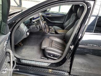 BMW 5-serie 520d Touring 140-KW Automaat X-Drive M-SPORT picture 15