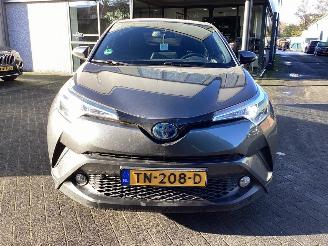 Toyota C-HR 1.8 Hybrid Dynamic picture 2