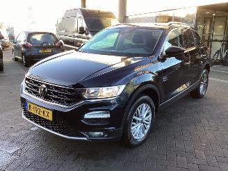 Schadeauto Volkswagen T-Roc 1.0 TSI Style Business 2021/1