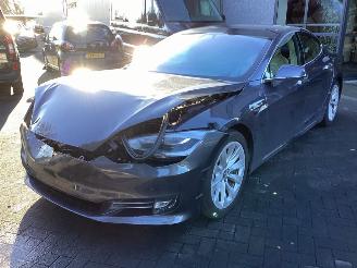 Voiture accidenté Tesla Model S 100 D 2018/9