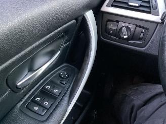 BMW 3-serie 320i High Executive picture 12